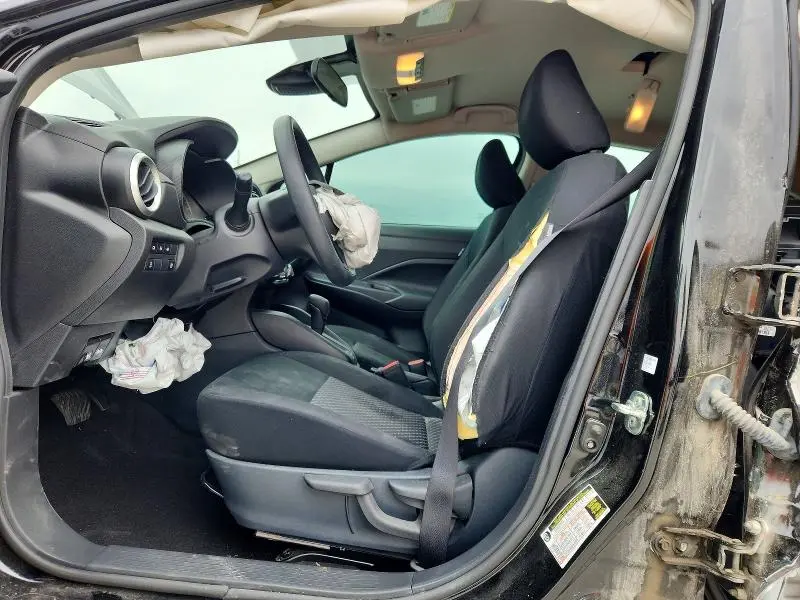 2024 NISSAN VERSA S  