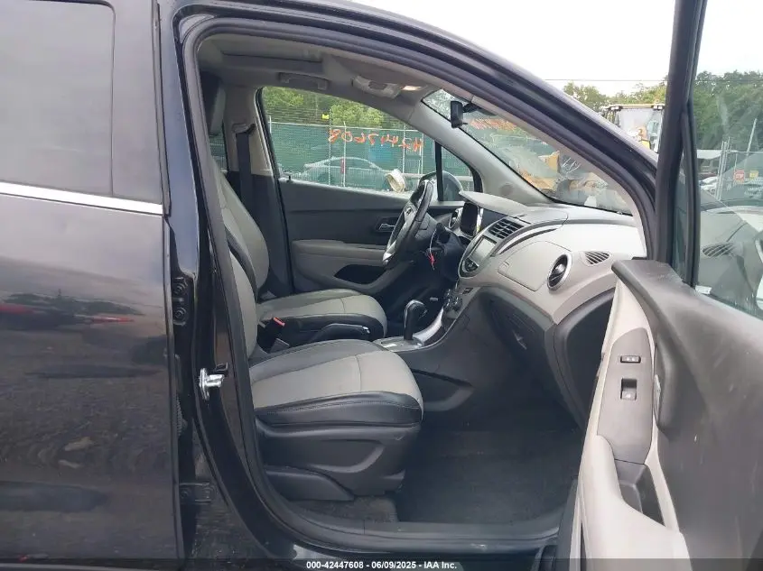 2016 CHEVROLET TRAX LT