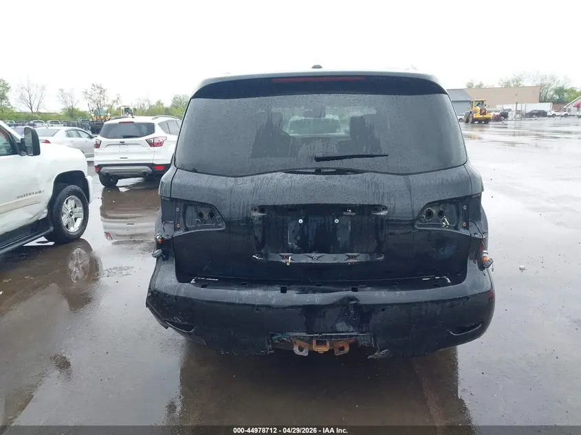 2017 INFINITI QX80  