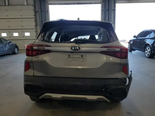 2021 KIA SELTOS LX  