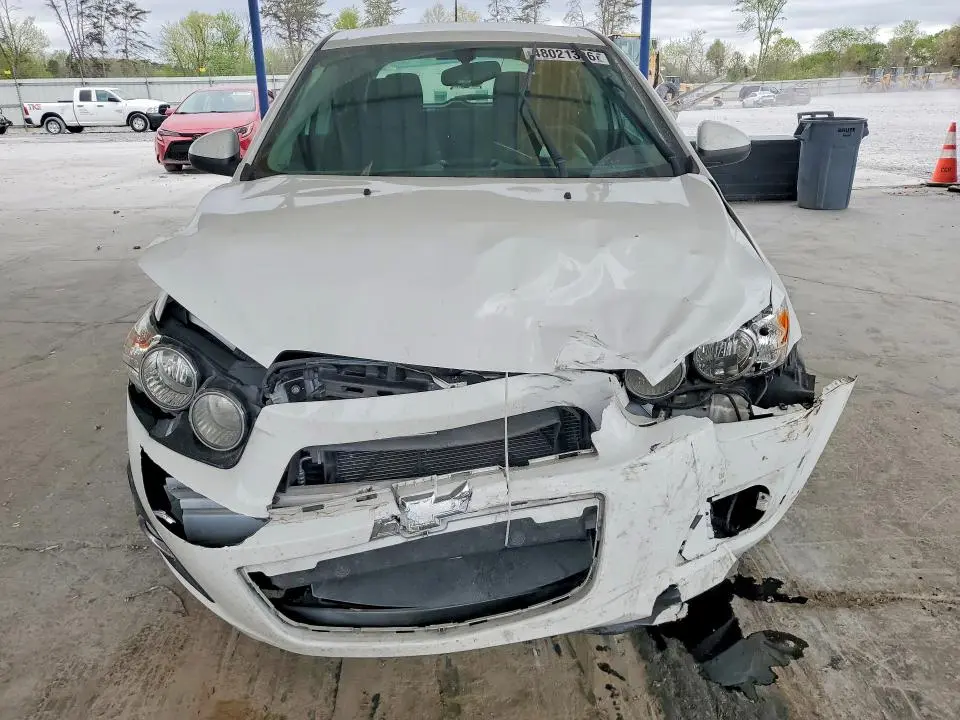 2015 CHEVROLET SONIC LT  