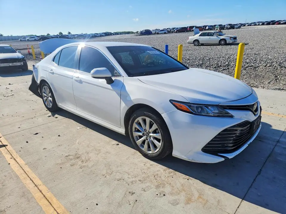 2019 TOYOTA CAMRY LE  
