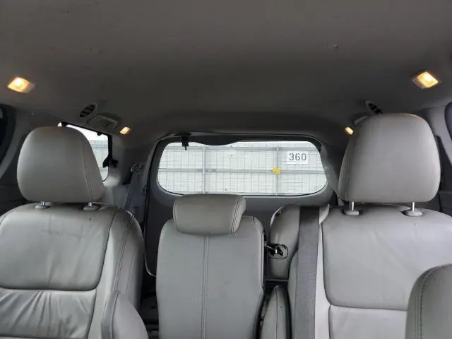 2015 TOYOTA SIENNA XLE  
