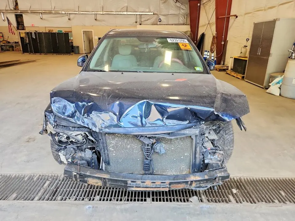 2011 HYUNDAI AZERA LIMITED  