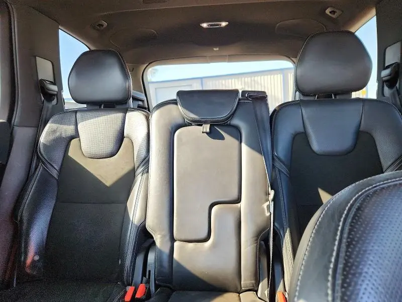 2016 VOLVO XC90 T6  
