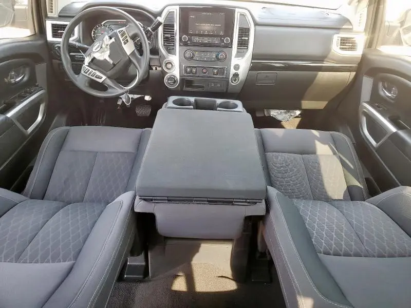 2021 NISSAN TITAN S  