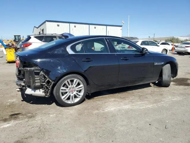 2019 JAGUAR XE PREMIUM  