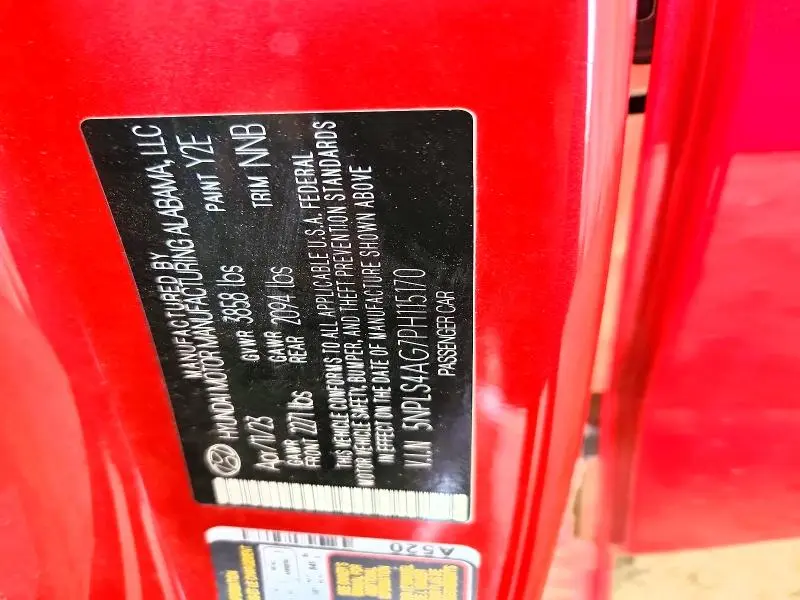 2023 HYUNDAI ELANTRA SEL  