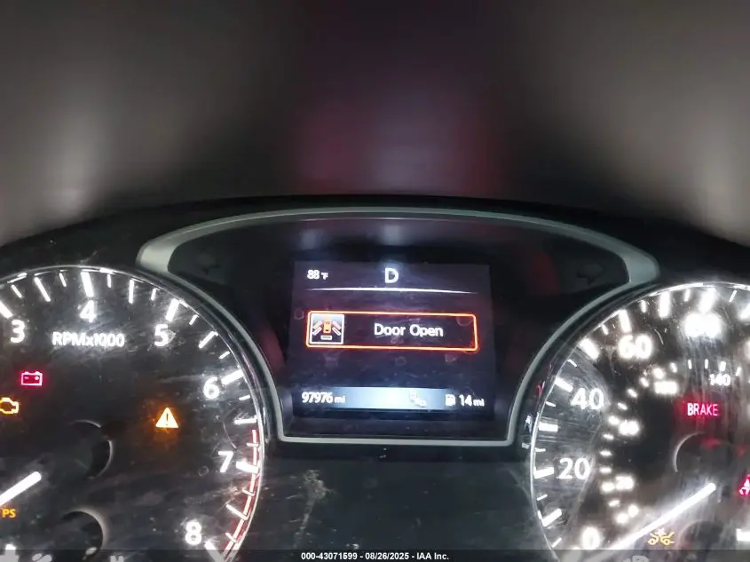 2018 NISSAN PATHFINDER SL