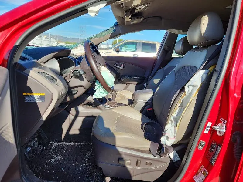 2015 HYUNDAI TUCSON SE  