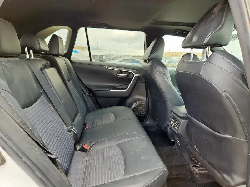 2022 TOYOTA RAV4 XSE  