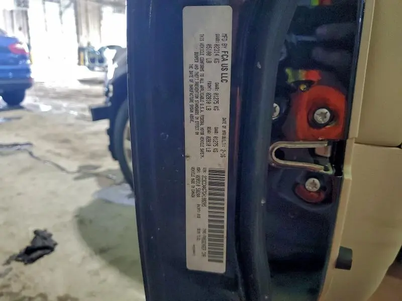 2016 CHRYSLER 300 LIMITED  