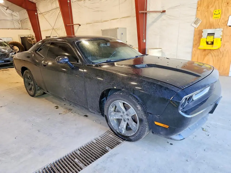 2014 DODGE CHALLENGER SXT  