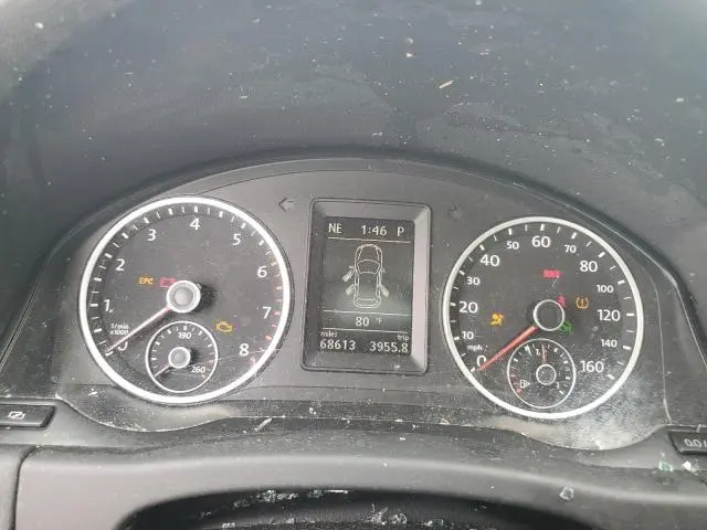 2011 VOLKSWAGEN TIGUAN S  