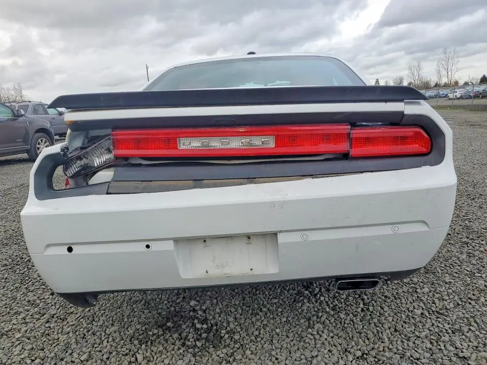 2013 DODGE CHALLENGER SXT  