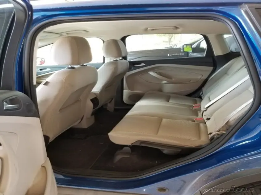 2017 FORD ESCAPE SE