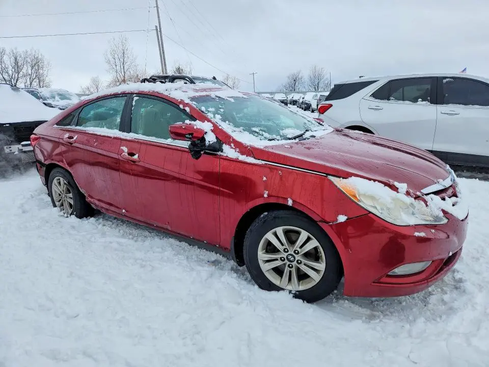 2013 HYUNDAI SONATA GLS  
