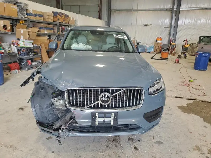 2020 VOLVO XC90 T6 MOMENTUM  