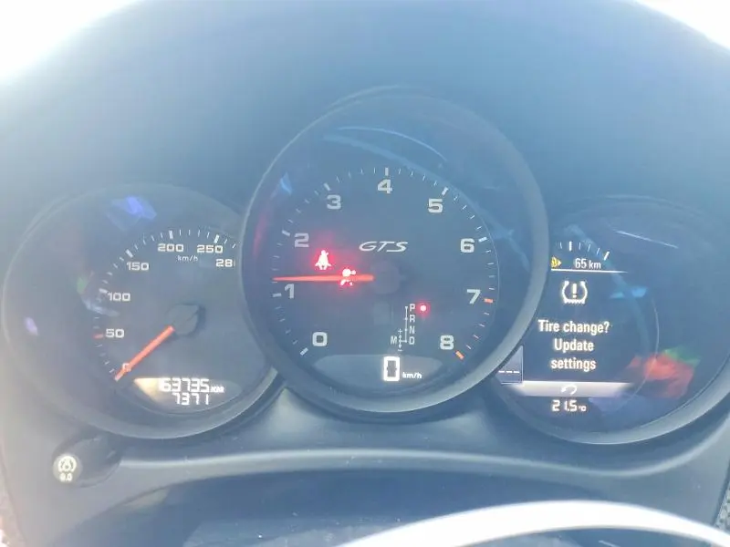 2018 PORSCHE MACAN GTS  