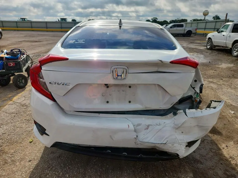 2018 HONDA CIVIC EX  