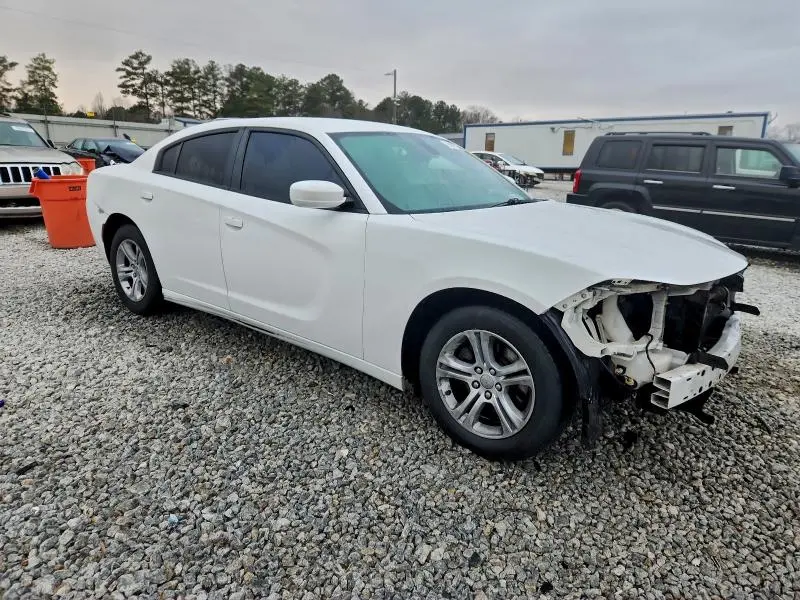 2016 DODGE CHARGER SE  
