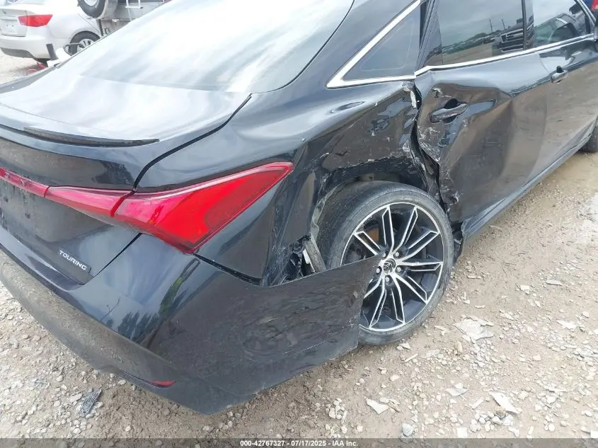 2022 TOYOTA AVALON TOURING