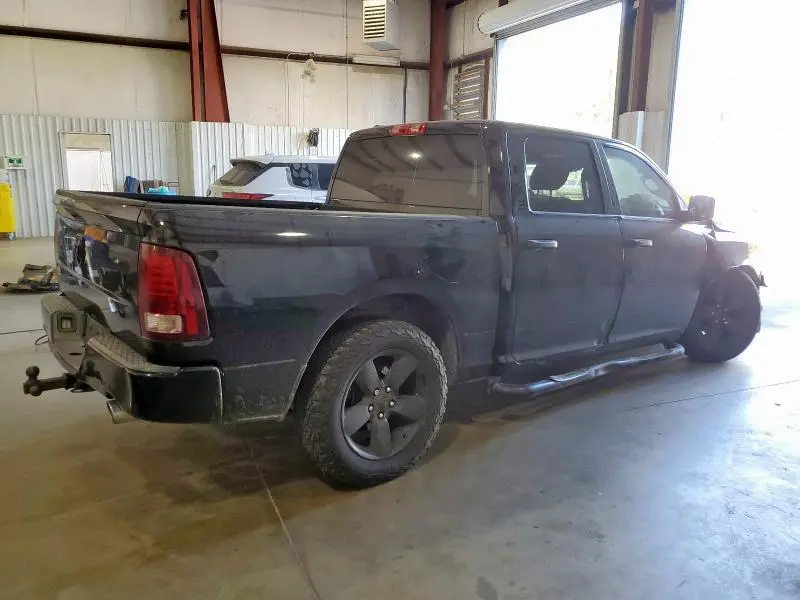 2014 RAM 1500 ST