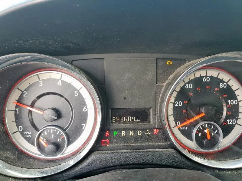 2014 DODGE GRAND CARAVAN SE  