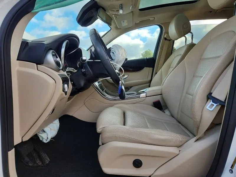 2022 MERCEDES-BENZ GLC 300 4MATIC  