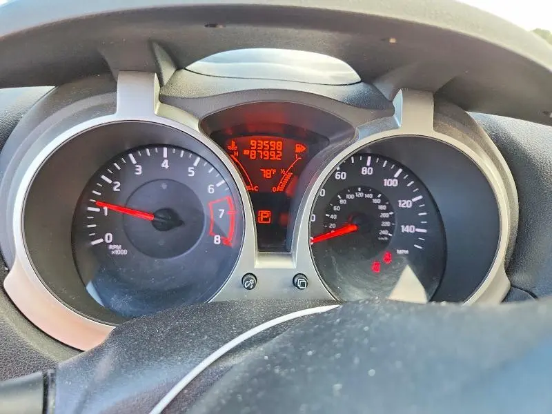 2012 NISSAN JUKE S  