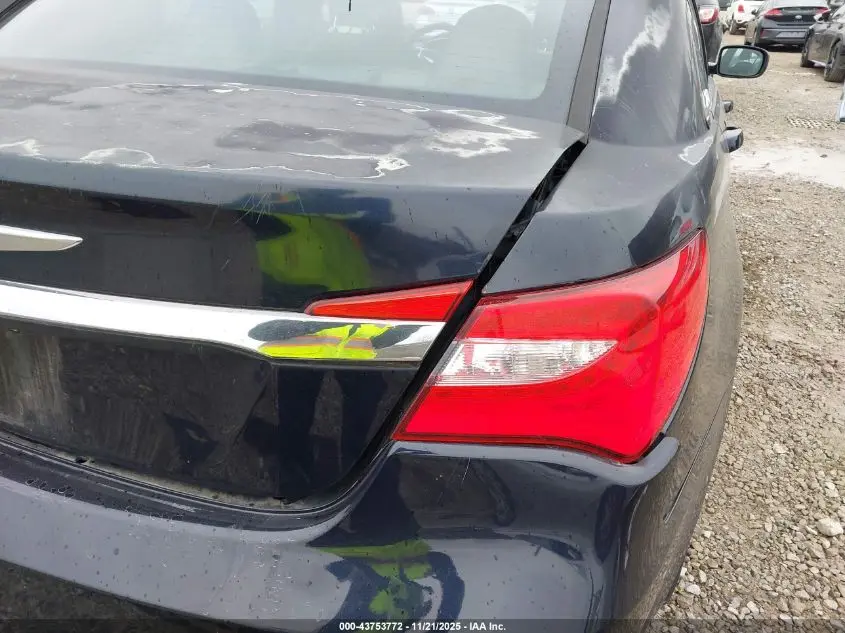 2011 CHRYSLER 200 TOURING