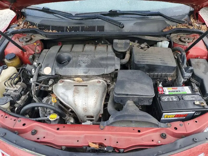 2010 TOYOTA CAMRY LE  
