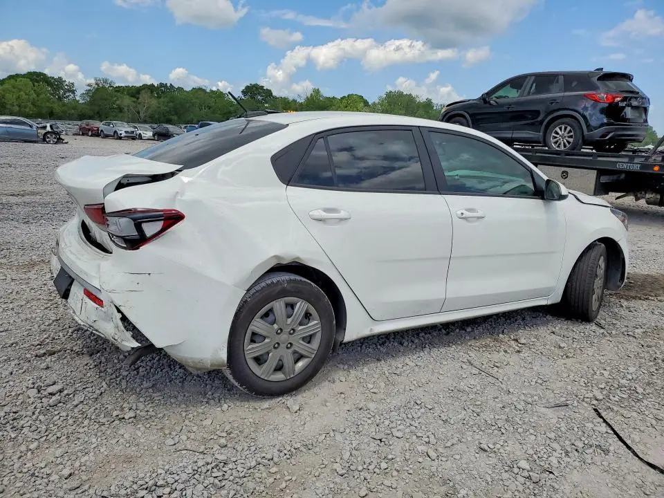2022 KIA RIO LX  