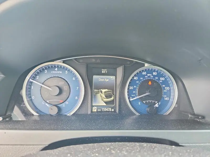 2017 TOYOTA CAMRY XLE  