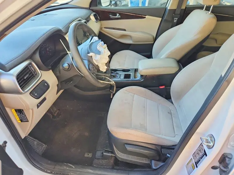 2018 KIA SORENTO LX  