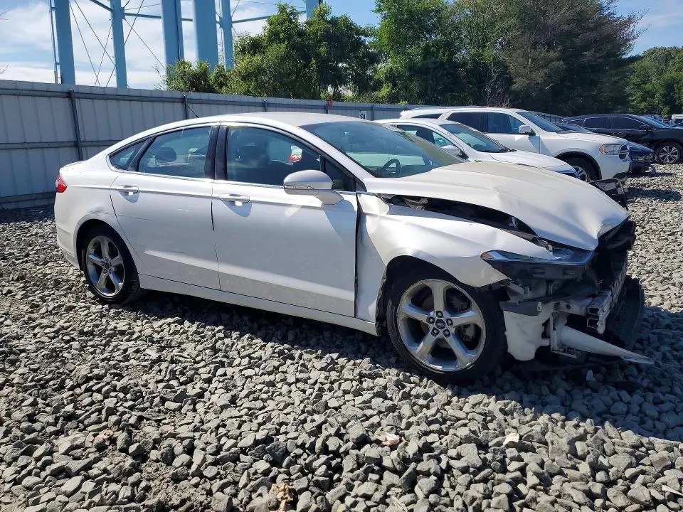 2014 FORD FUSION SE  