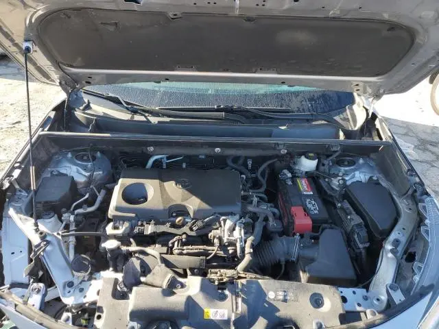 2020 TOYOTA RAV4 XLE  