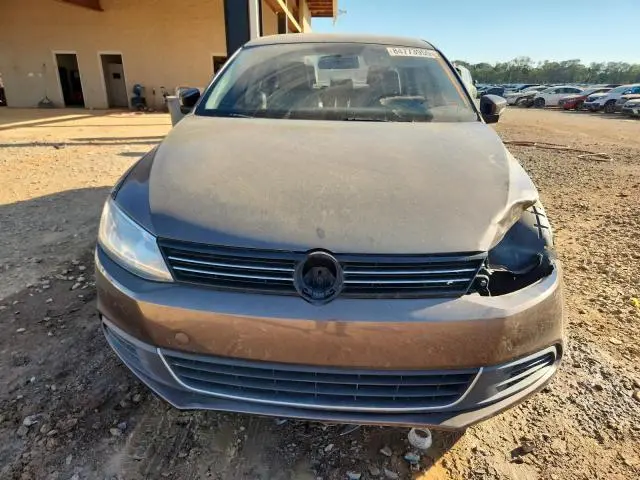 2013 VOLKSWAGEN JETTA SE  