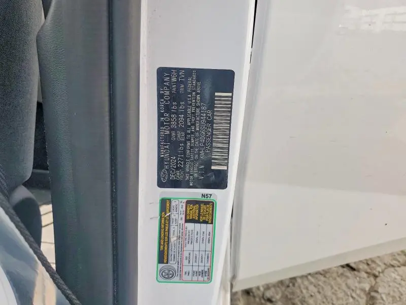 2025 HYUNDAI ELANTRA LIMITED  