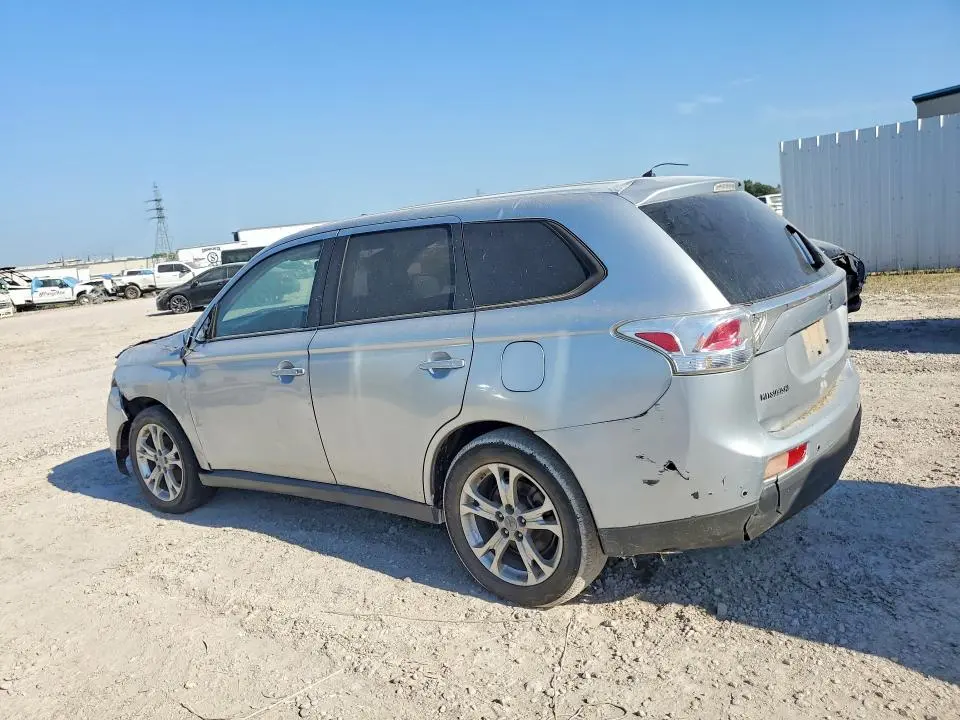 2014 MITSUBISHI OUTLANDER SE  