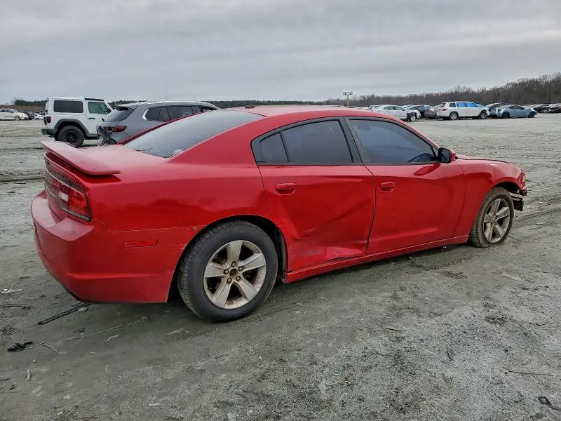 2012 DODGE CHARGER SE  