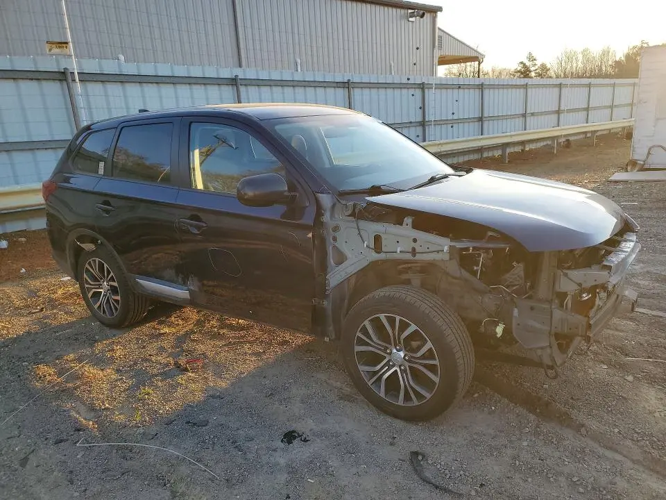 2018 MITSUBISHI OUTLANDER ES  