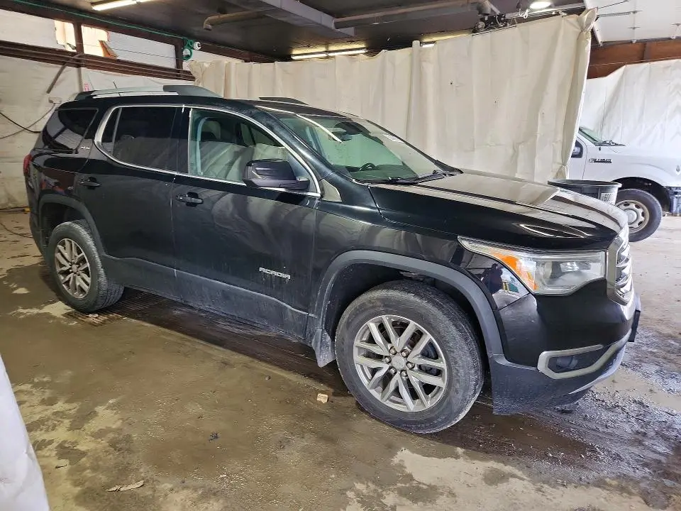 2017 GMC ACADIA SLE  