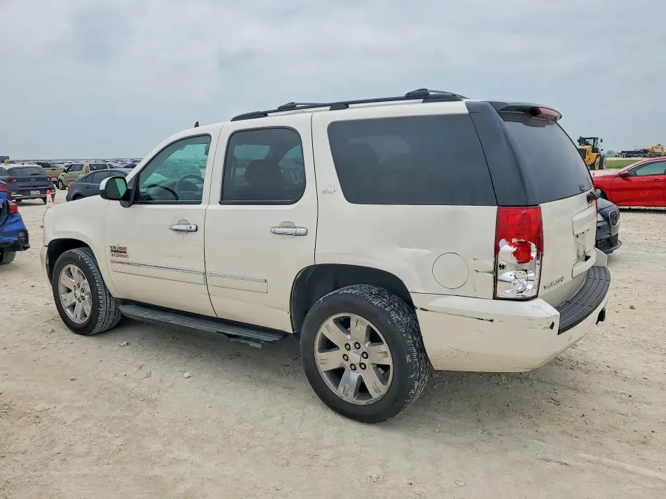 2013 GMC YUKON SLT  