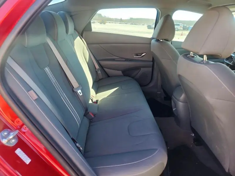 2025 HYUNDAI ELANTRA BLUE  