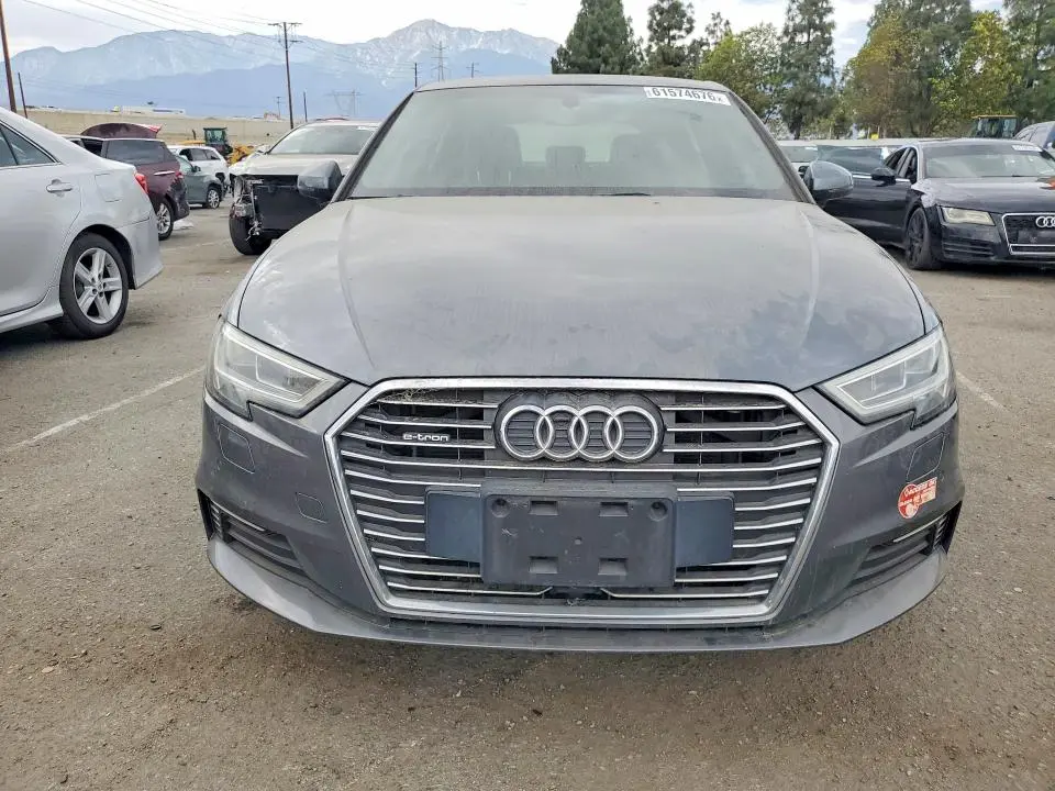2017 AUDI A3 E-TRON PREMIUM PLUS  