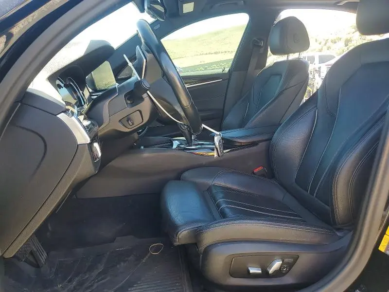 2018 BMW 530XE   
