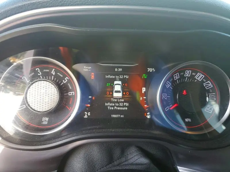 2017 DODGE CHALLENGER SXT  