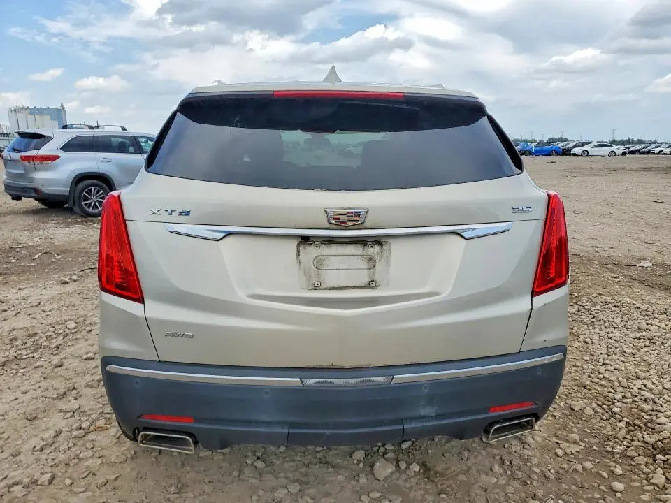 2017 CADILLAC XT5 LUXURY  