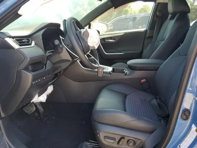 2025 TOYOTA RAV4 XSE  